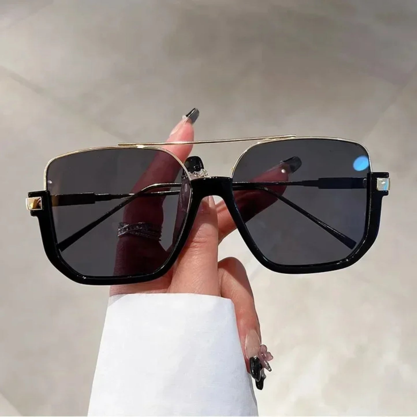 Alloy Oversized Square UV400 Sunglasses