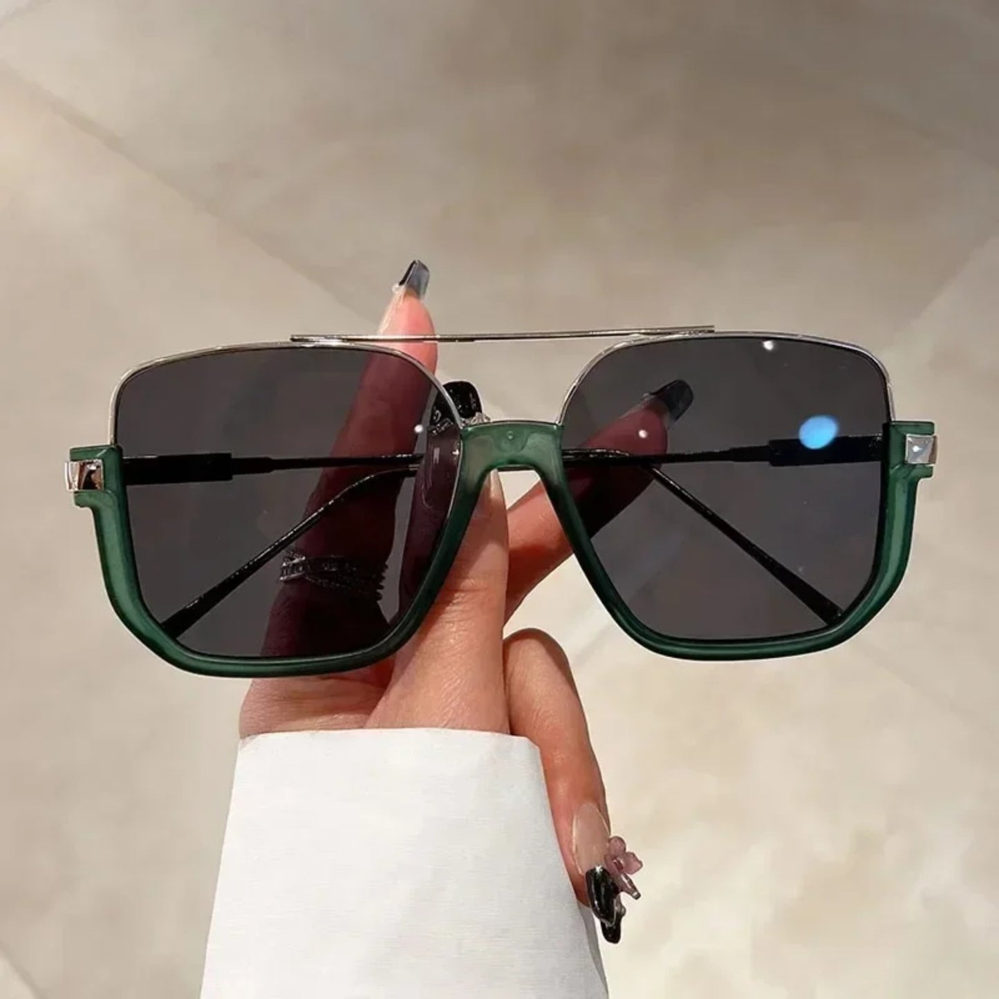 Alloy Oversized Square UV400 Sunglasses