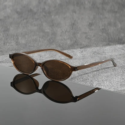 Oval UV400 Sunglasses | Retro Black Fashion Shades – CINILY UK