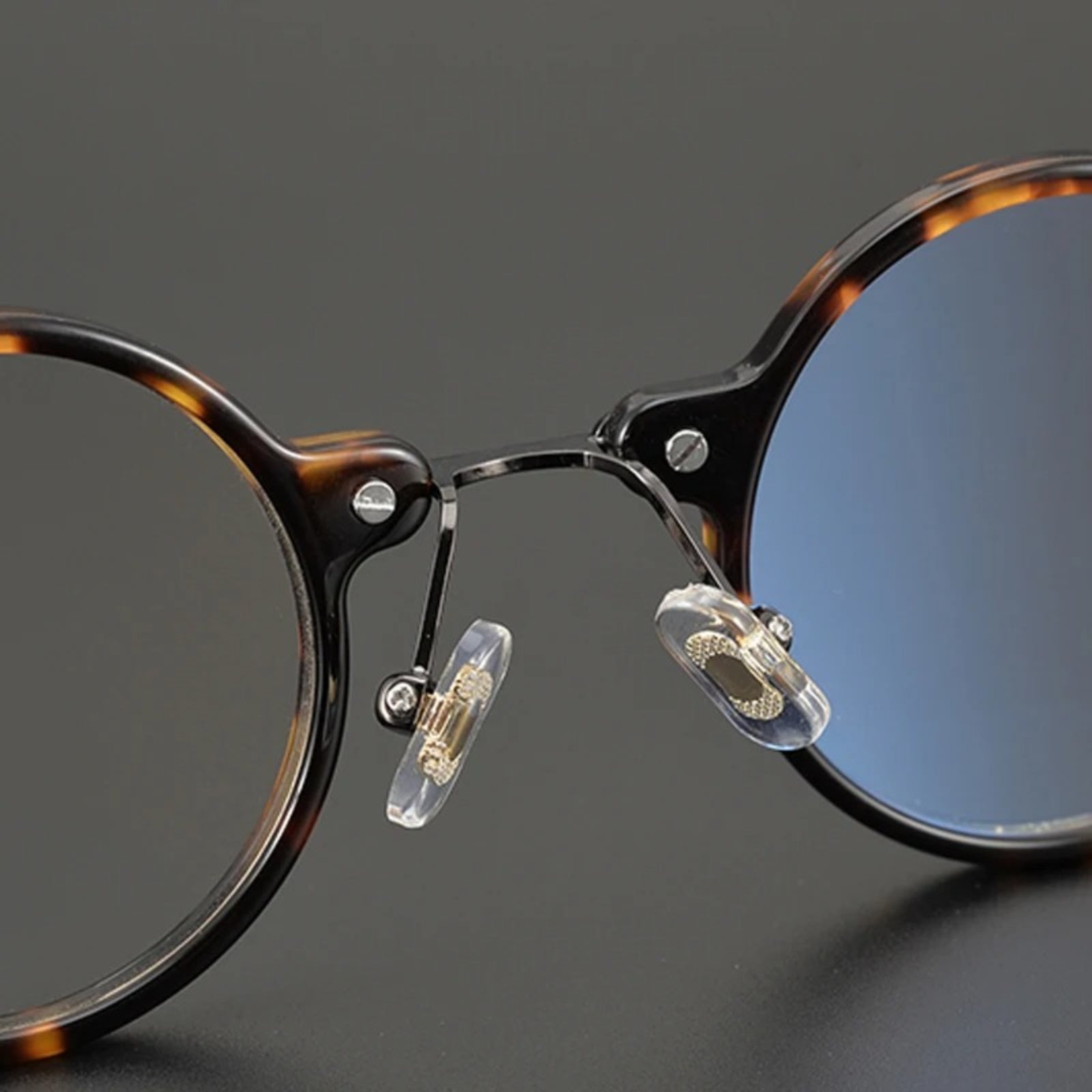 Titanium Acetate Crystal Round Prescription Eyeglasses | Lightweight Optical Frame for Rx Lenses – CINILY UK temple detail