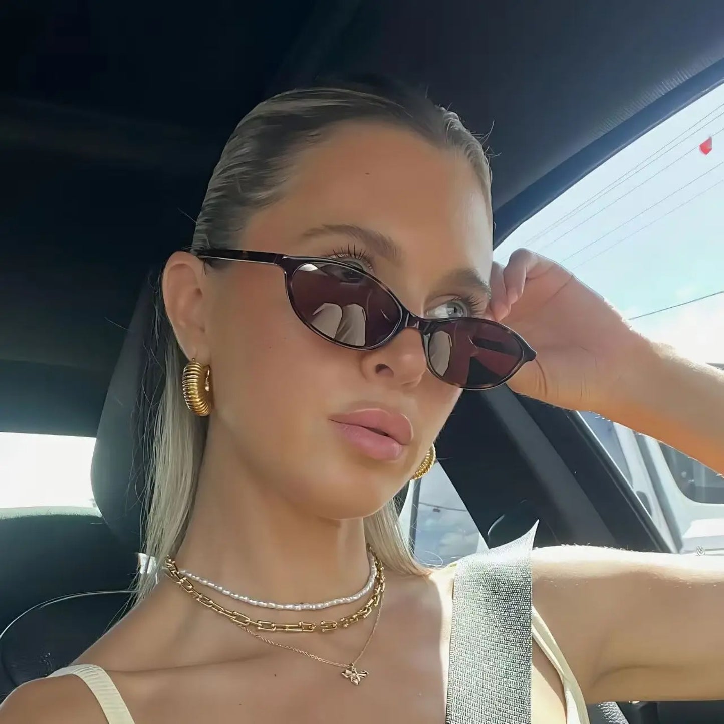 Plastic Small Cat Eye UV400 Sunglasses