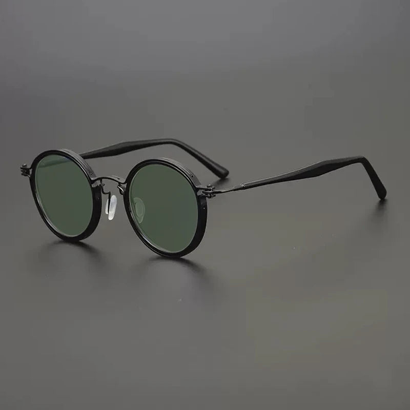 Vintage Round Polarised Sunglasses UV400 with Titanium Detail - Black