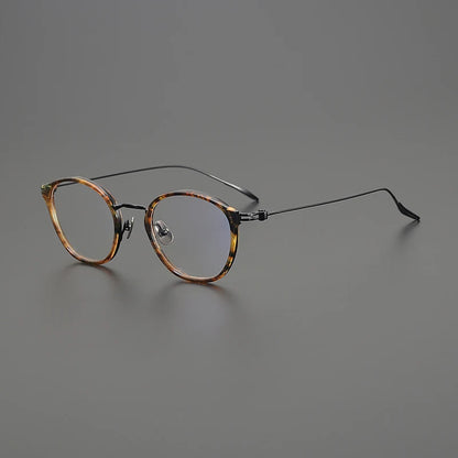 Titanium Retro Round Prescription Eyeglasses | Ultra-Light Designer Rx Glasses – CINILY UK lens detail