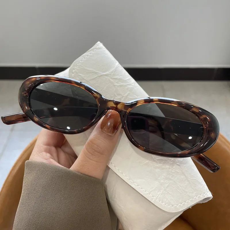 Cream Oval UV400 Sunglasses | Retro Women’s Fashion Shades – CINILY UK - Tortoise