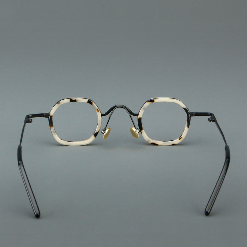 Punk Vintage Round Glasses Frames lens detail