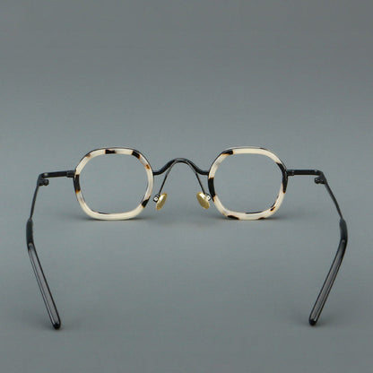Punk Vintage Round Glasses Frames lens detail