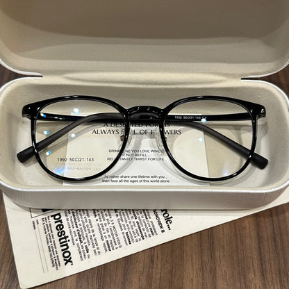 Wide Square Eyeglass Frames with Rounded Corners, Translucent and Soli frame detail