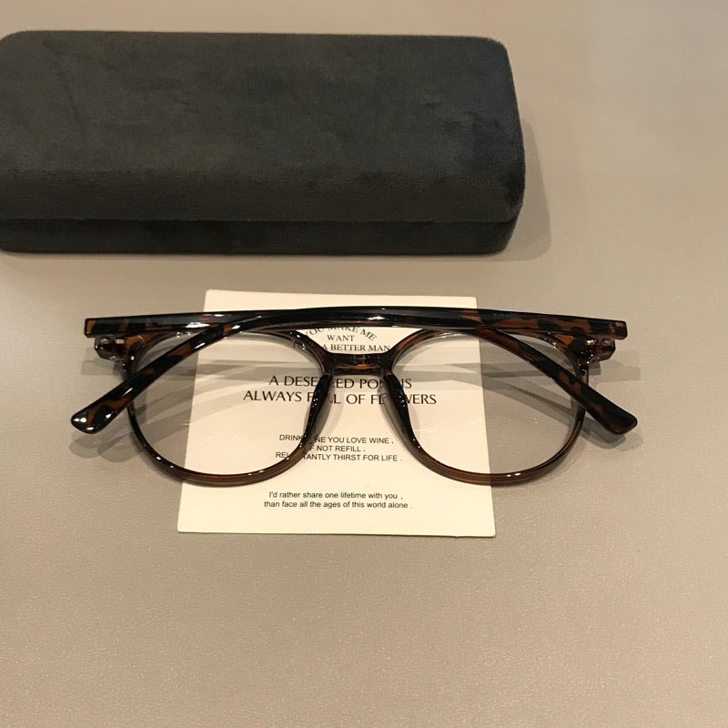 Retro Rounded Rectangular Eyeglass Frames with Thick Rims, Tortoiseshe frame detail