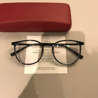 Square Eyeglass Frames with Thin Rims and a Curved Bridge, Black frame detail