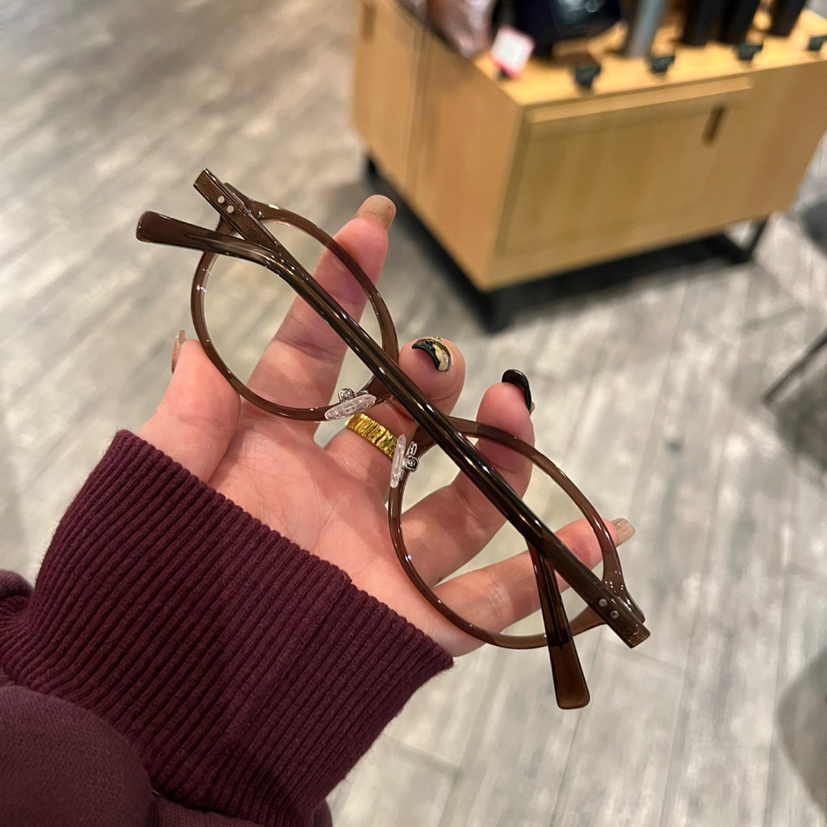 Retro Rounded Square Eyeglass Frames with Broad Rims, Tortoiseshell