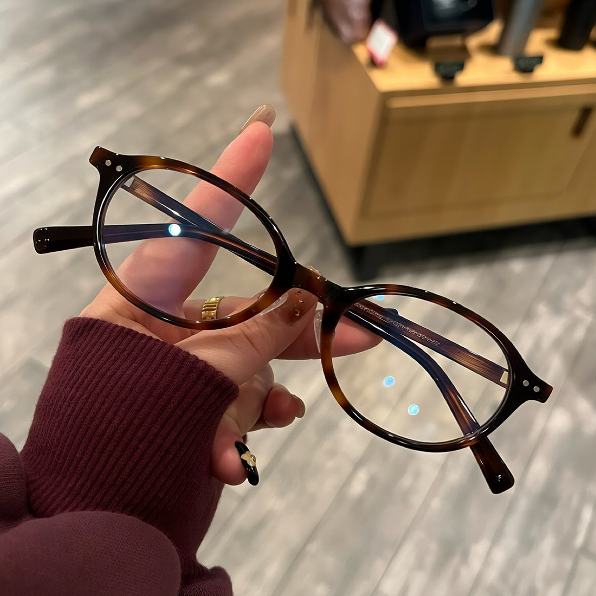 Retro Rounded Square Eyeglass Frames with Broad Rims, Tortoiseshell